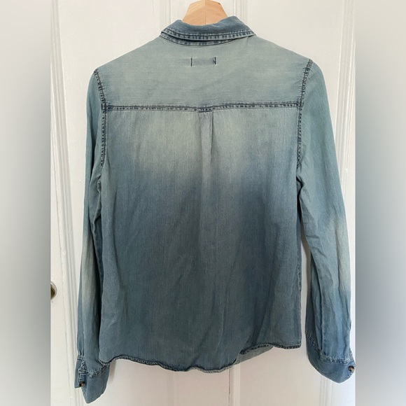 BDG Chambray Button-Up Shirt - Picture 7 of 9